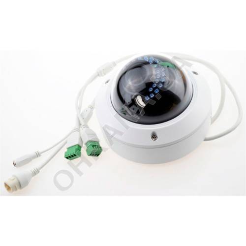 Фото Zoom 4 Mp купольная IP видеокамера DS-2CD2742FWD-IZS (2.8-12 мм)